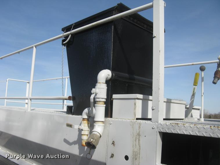 image for item L3939 1987 Bowie 1100TR hydromulcher