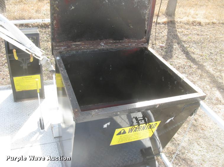 image for item L3939 1987 Bowie 1100TR hydromulcher