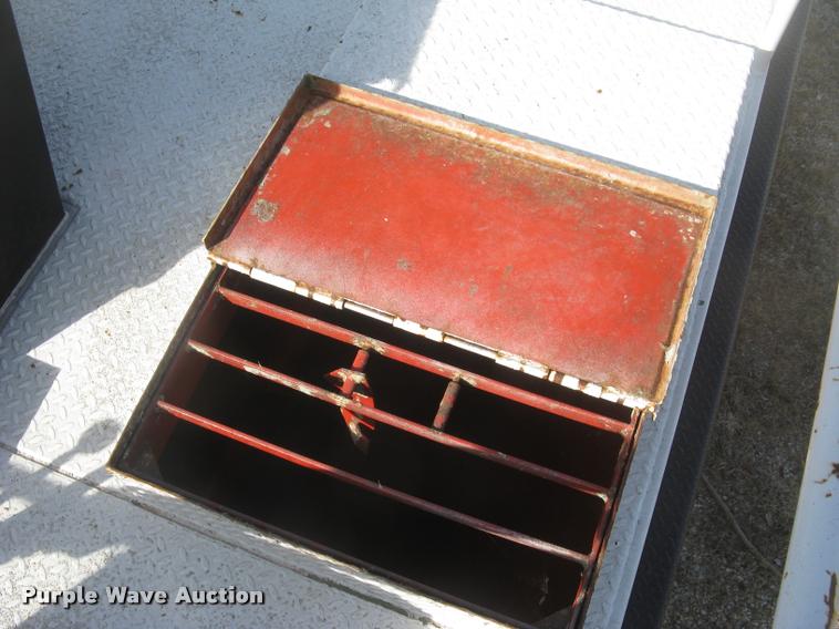 image for item L3939 1987 Bowie 1100TR hydromulcher