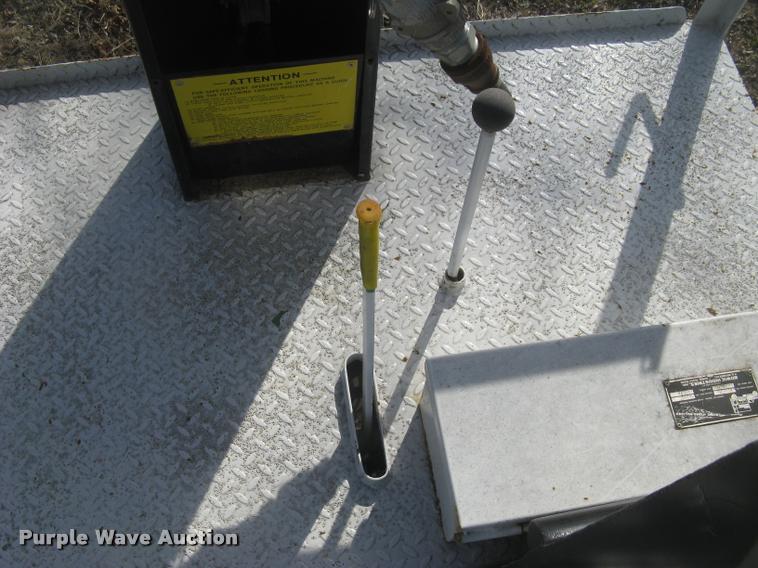 image for item L3939 1987 Bowie 1100TR hydromulcher