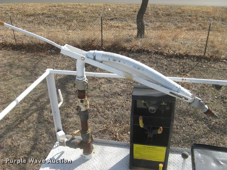 image for item L3939 1987 Bowie 1100TR hydromulcher