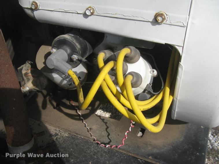 image for item L3939 1987 Bowie 1100TR hydromulcher