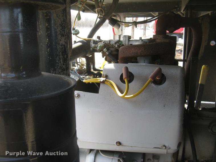 image for item L3939 1987 Bowie 1100TR hydromulcher