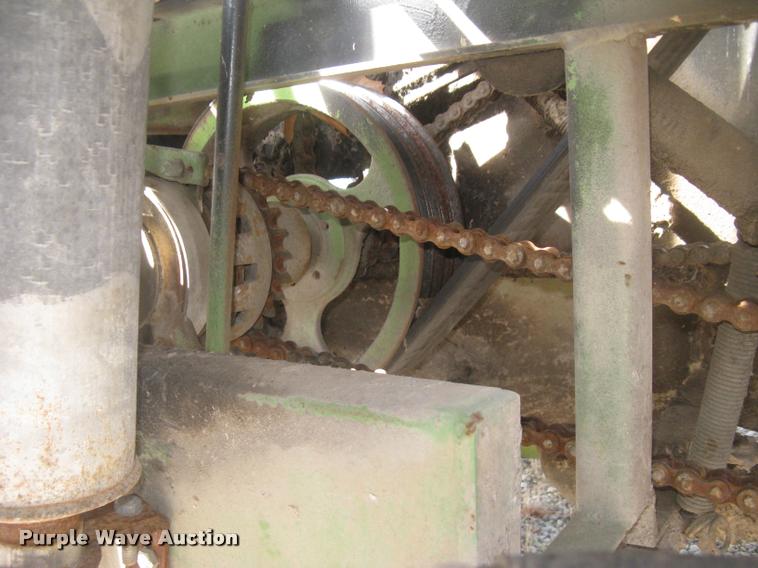 image for item L3939 1987 Bowie 1100TR hydromulcher