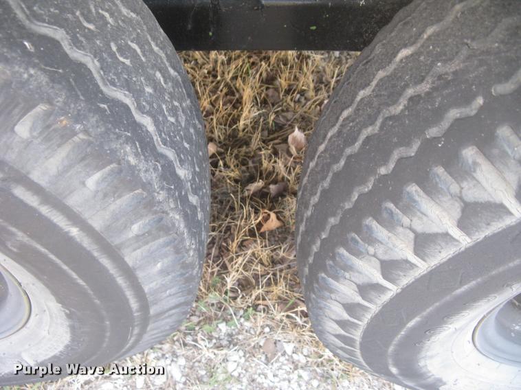 image for item L3939 1987 Bowie 1100TR hydromulcher