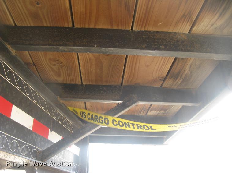 image for item L3941 2004 PJ equipment trailer