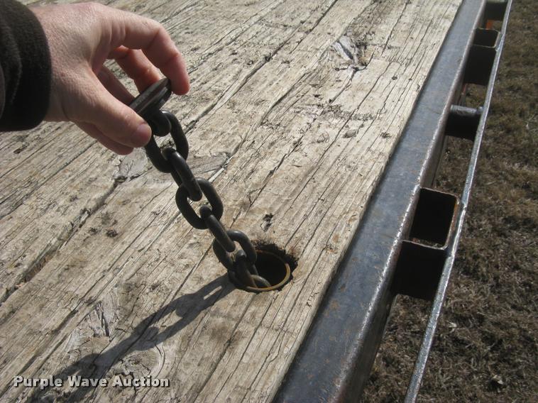 image for item L3941 2004 PJ equipment trailer