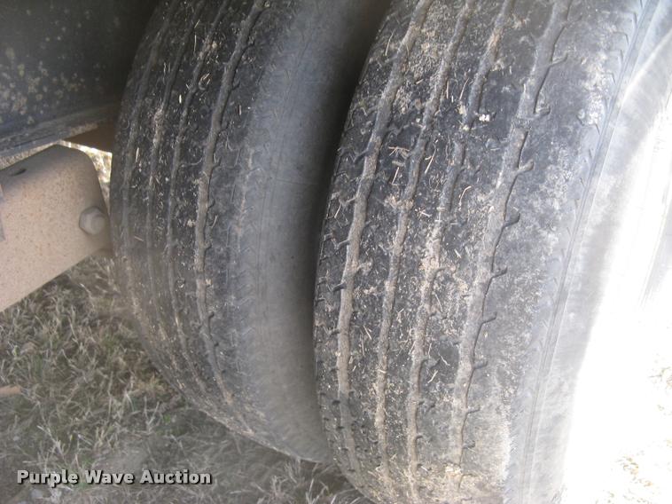 image for item L3941 2004 PJ equipment trailer