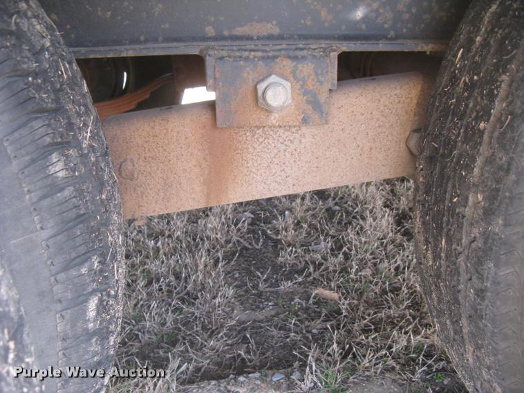 image for item L3941 2004 PJ equipment trailer