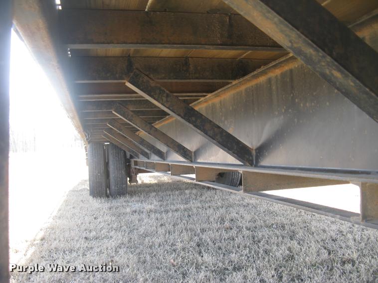 image for item L3941 2004 PJ equipment trailer