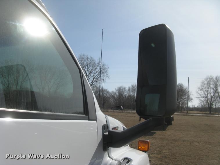 image for item L3943 2004 GMC C5500 flatbed truck