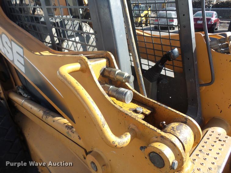 image for item L4593 2007 Case 465 skid steer