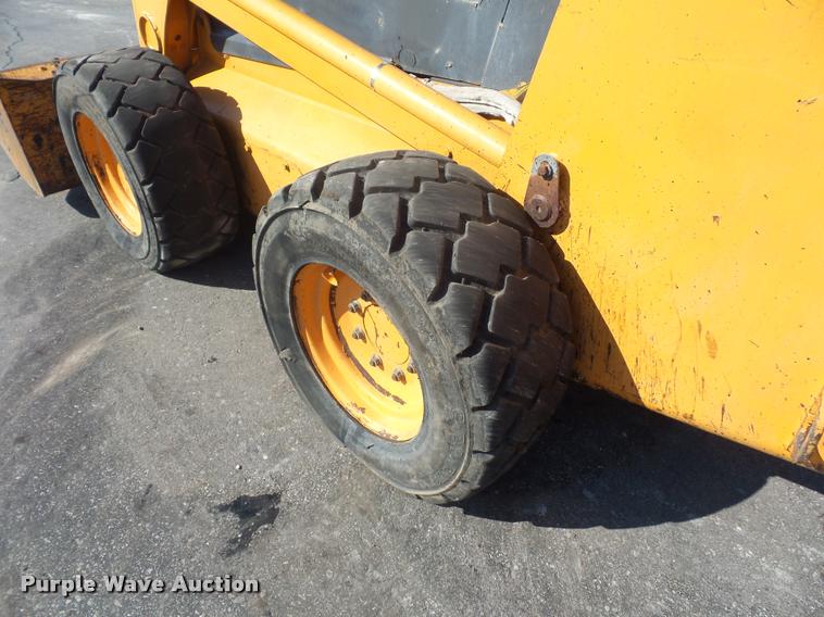 image for item L4593 2007 Case 465 skid steer