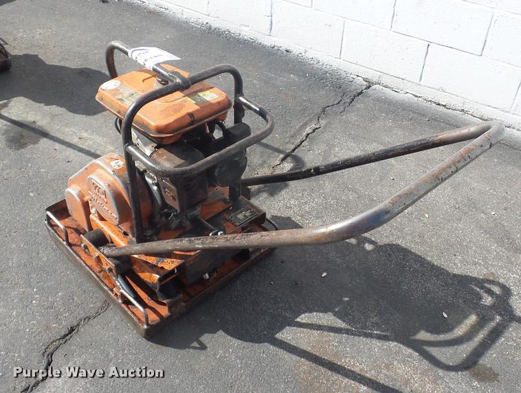 image for item L4595 Multi Quip MVC-90L plate compactor