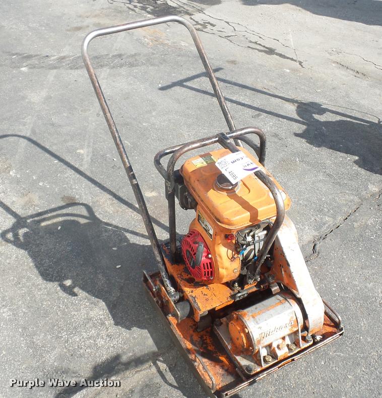 image for item L4595 Multi Quip MVC-90L plate compactor