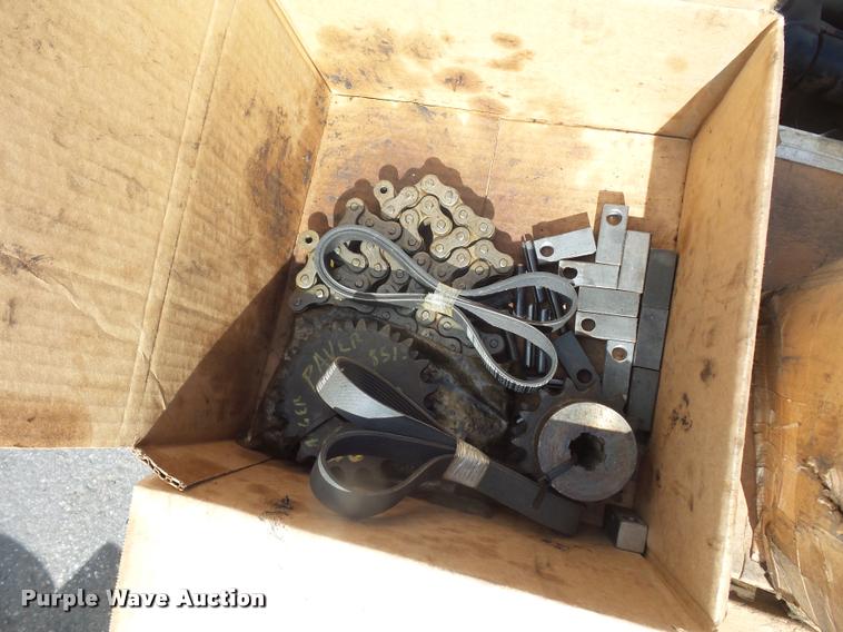 image for item L4598 LeeBoy 8515 paver parts