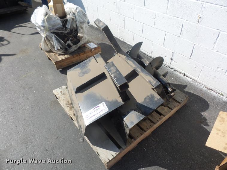 image for item L4598 LeeBoy 8515 paver parts