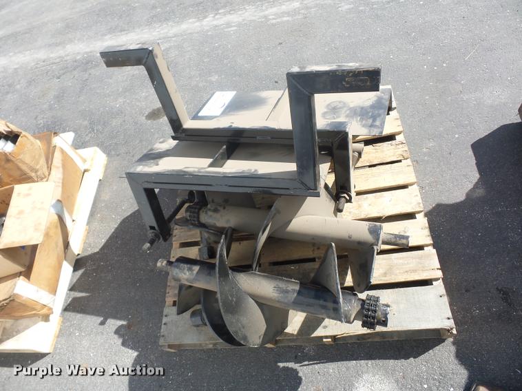 image for item L4598 LeeBoy 8515 paver parts