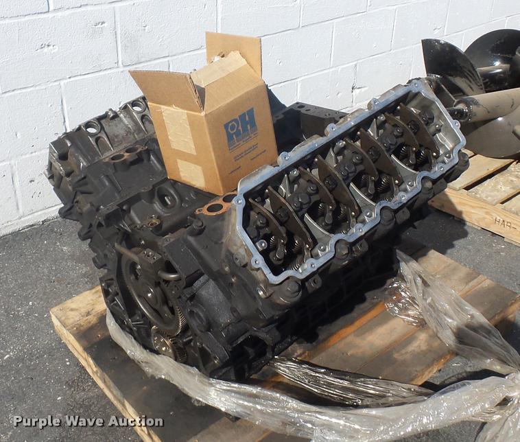 image for item L4599 6.0L V8 diesel engine