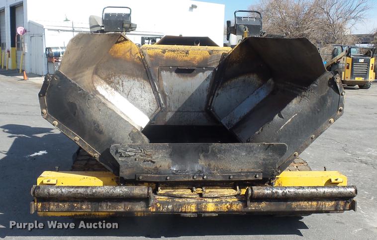 image for item L4600 2012 Weiler P-385 paver