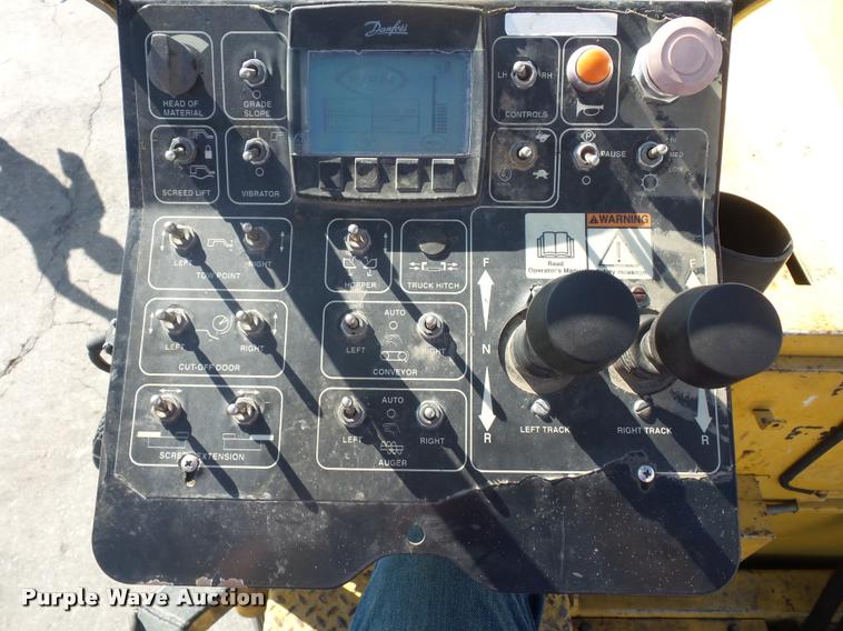 image for item L4600 2012 Weiler P-385 paver