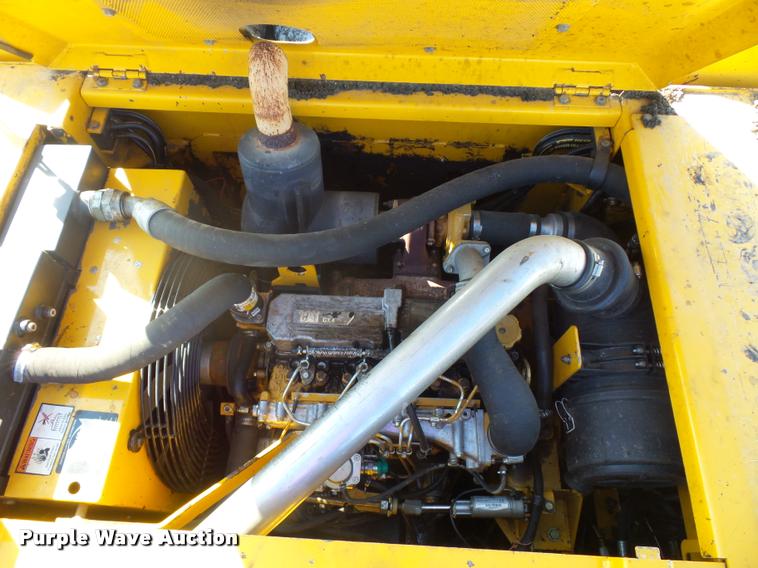 image for item L4600 2012 Weiler P-385 paver