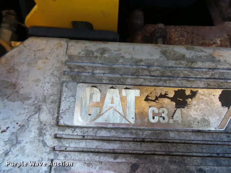 image for item L4600 2012 Weiler P-385 paver