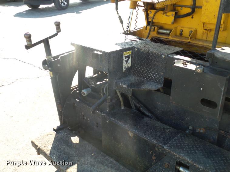 image for item L4600 2012 Weiler P-385 paver