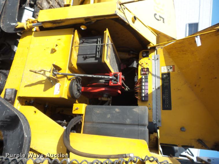 image for item L4600 2012 Weiler P-385 paver