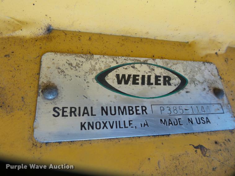 image for item L4600 2012 Weiler P-385 paver