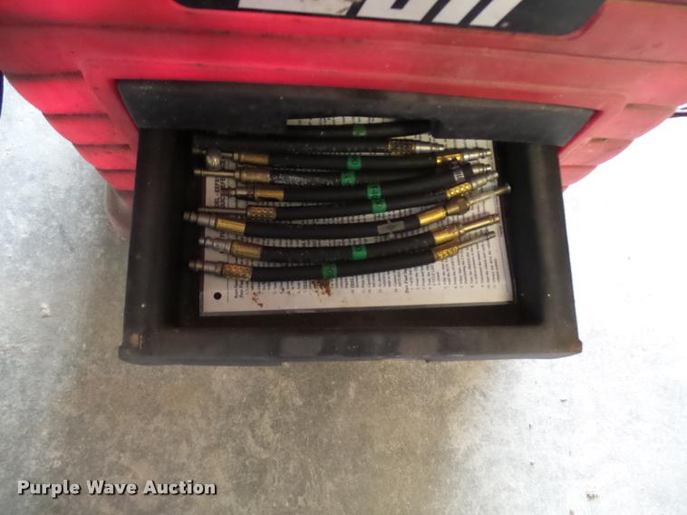 image for item L7245 Sun Motor Vac carbon cleaning system