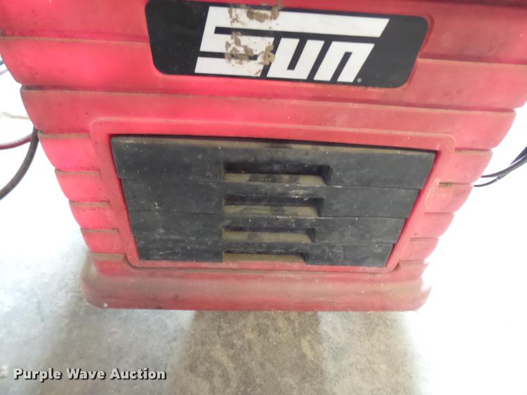 image for item L7245 Sun Motor Vac carbon cleaning system