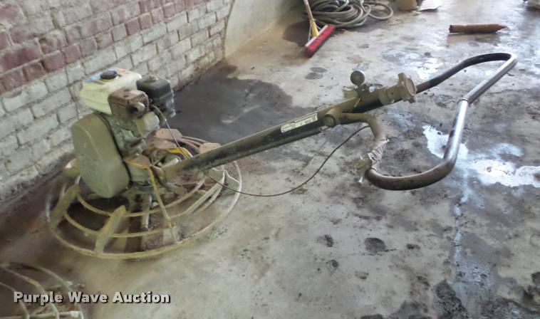 image for item V9032 Wacker power trowel