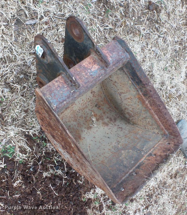image for item X9777 Excavator bucket