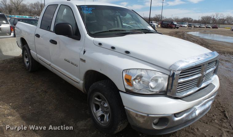 image for item DA0393 2007 Dodge Ram 1500 Quad Cab pickup truck