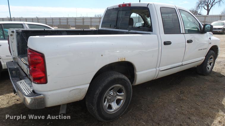 image for item DA0393 2007 Dodge Ram 1500 Quad Cab pickup truck