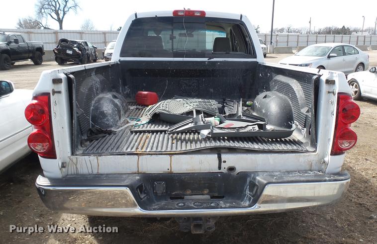 image for item DA0393 2007 Dodge Ram 1500 Quad Cab pickup truck