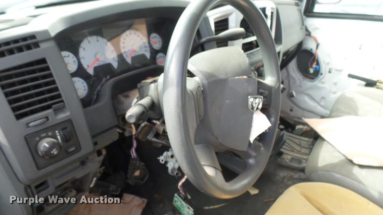image for item DA0393 2007 Dodge Ram 1500 Quad Cab pickup truck