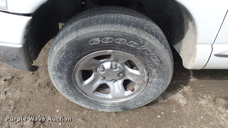 image for item DA0393 2007 Dodge Ram 1500 Quad Cab pickup truck