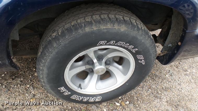 image for item DA0399 2000 Chevrolet Blazer SUV