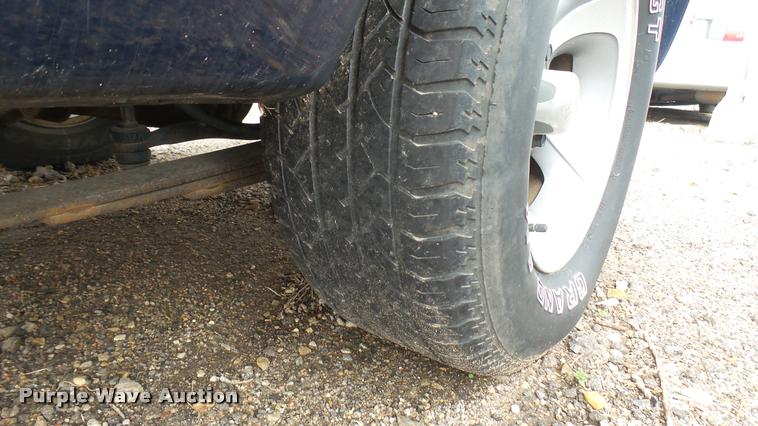 image for item DA0399 2000 Chevrolet Blazer SUV