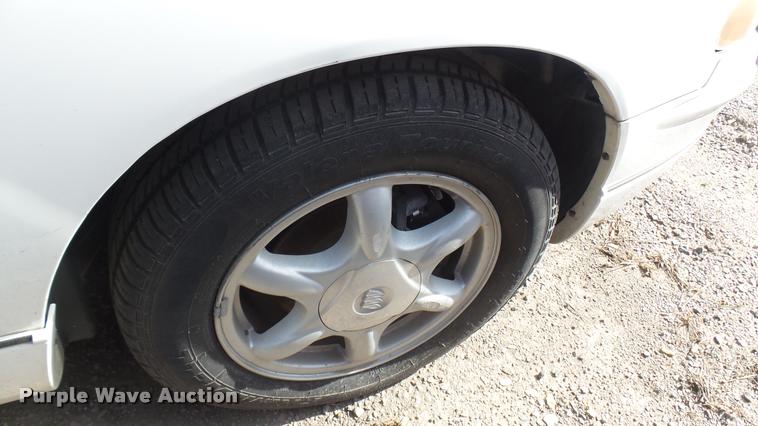 image for item DA0429 2004 Buick Regal