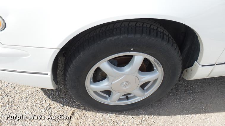 image for item DA0429 2004 Buick Regal