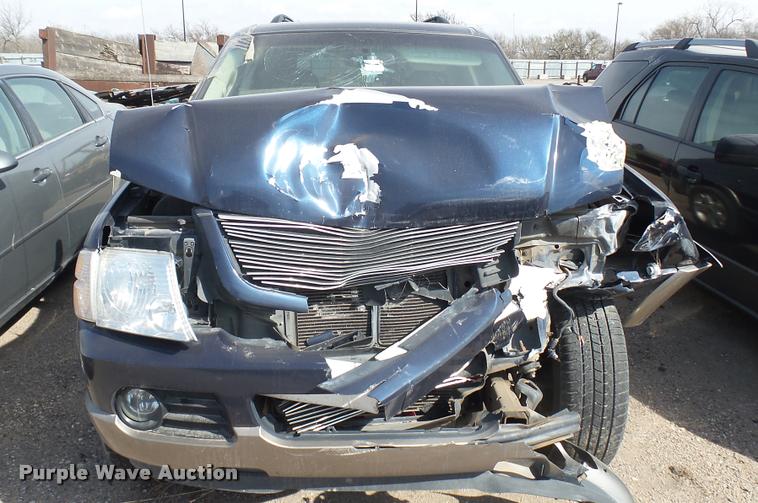 image for item DA0430 2003 Ford Explorer SUV