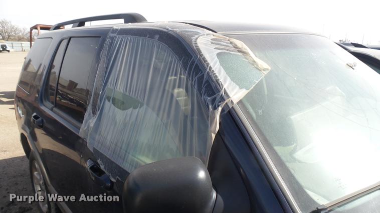 image for item DA0430 2003 Ford Explorer SUV