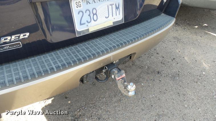 image for item DA0430 2003 Ford Explorer SUV