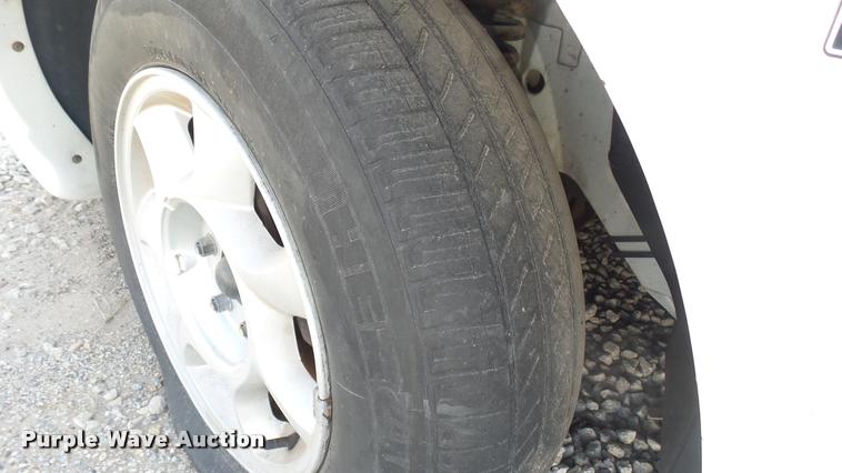 image for item DA0431 1994 Ford Thunderbird