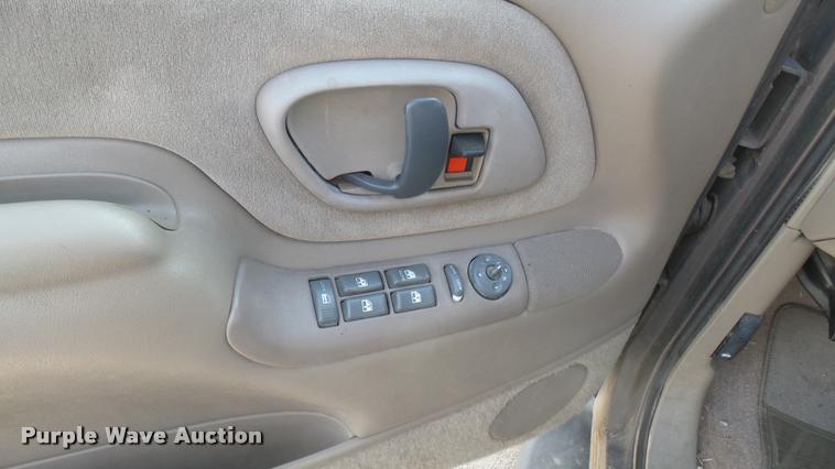 image for item DA0436 1997 Chevrolet Suburban K1500 SUV