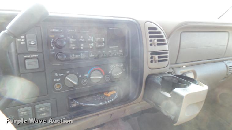 image for item DA0436 1997 Chevrolet Suburban K1500 SUV