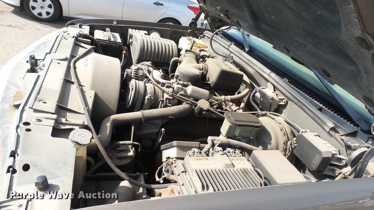 image for item DA0436 1997 Chevrolet Suburban K1500 SUV